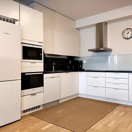 Tilava Saunallinen Kaksio Parkkipaikalla